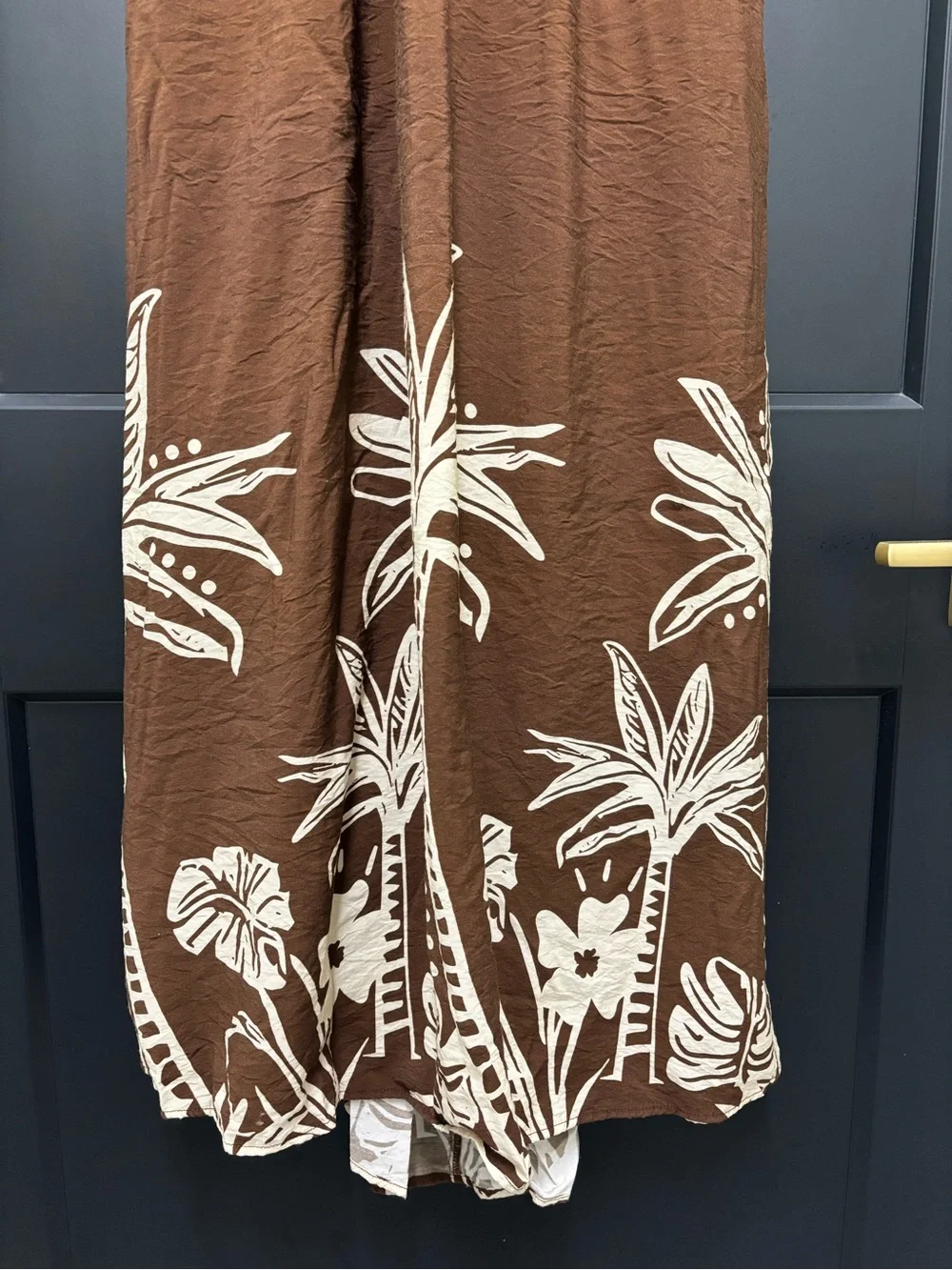 Abercrombie & Fitch Brown Bra Free Clasp Back Flowy Maxi Dress Palm Tree